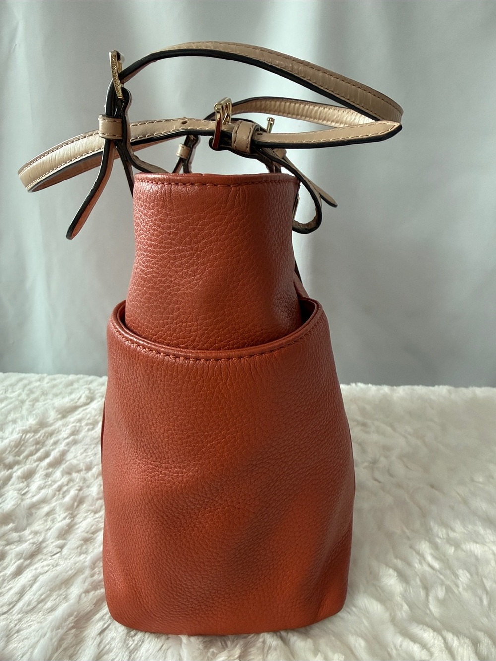 Michael Kors Jet Set Burnt Orange Leather with Contrast Handles - Picture 6 of 13